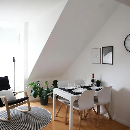Beech Apartment: Maisonette + Free Parking + Netflix Essen Exterior photo