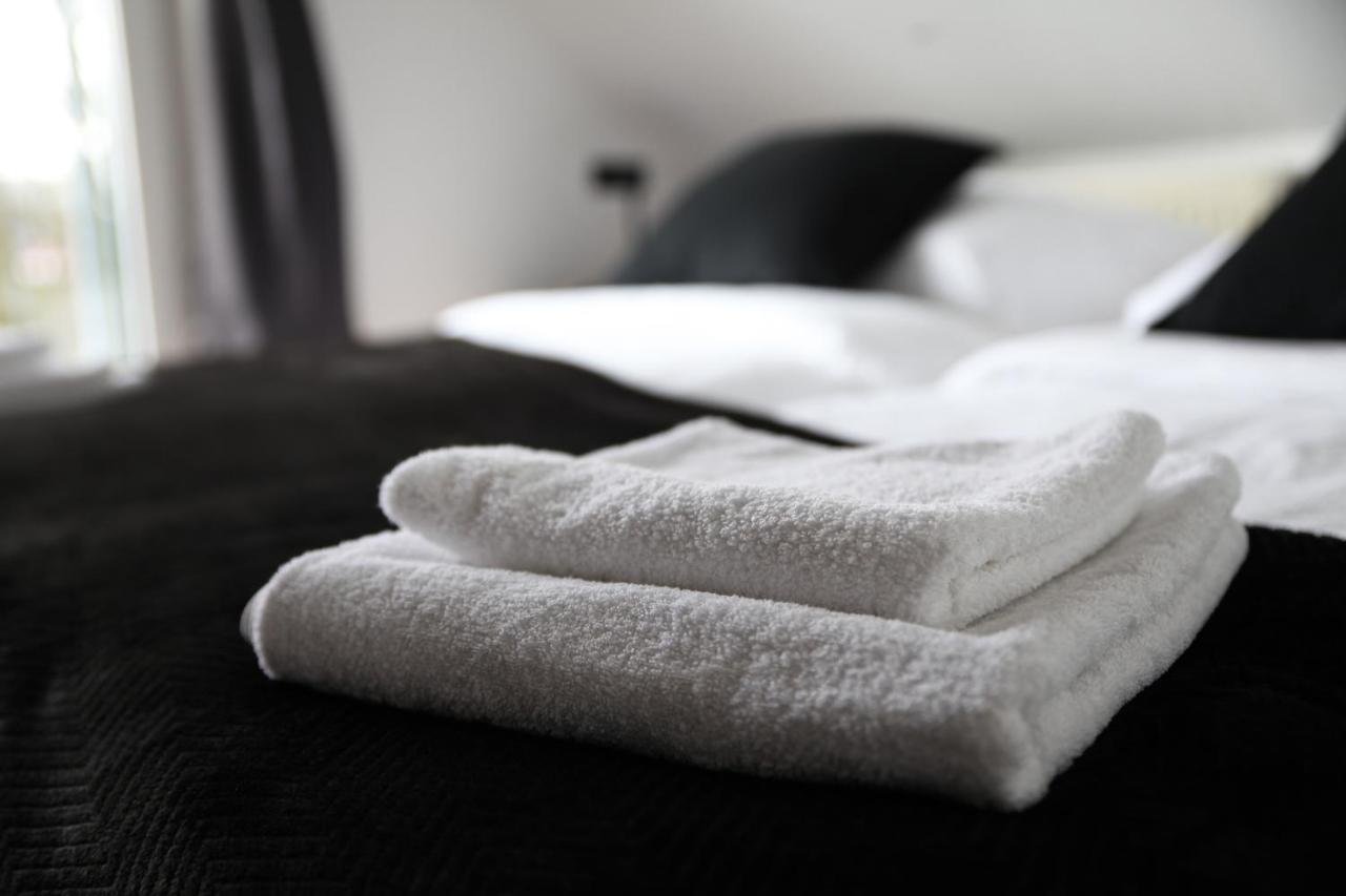 Beech Apartment: Maisonette + Free Parking + Netflix Apartment *