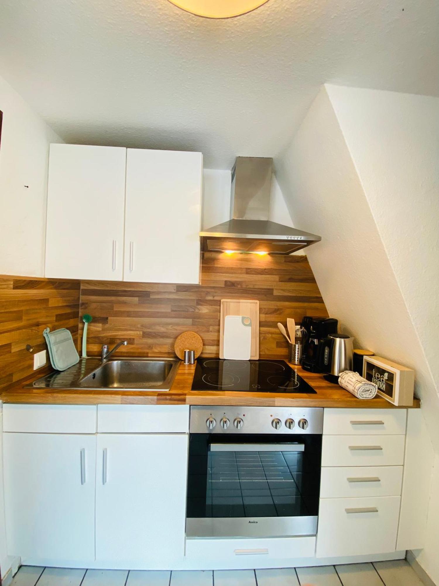 Beech Apartment: Maisonette + Free Parking + Netflix Apartment *